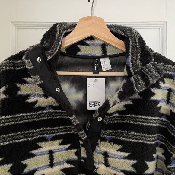 H&M nwt vintage patterned pullover - Picture 7 of 7